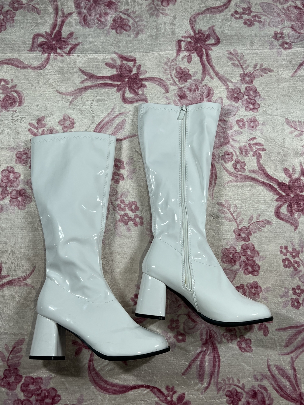 Source Unknown White Patent Mid-Calf Block Heel Boots